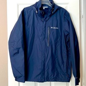 Mens Navy Columbia Windbreaker, size Large